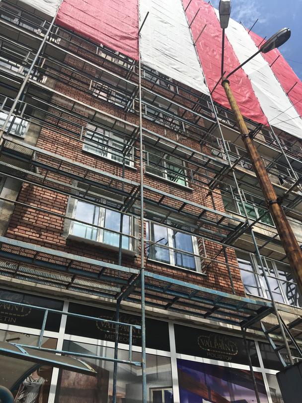 Министър Павлова провери хода на изпълнението на строително-ремонтни дейности по обновявани сгради по Националната програма за енергийна ефективност в Габрово   - 6