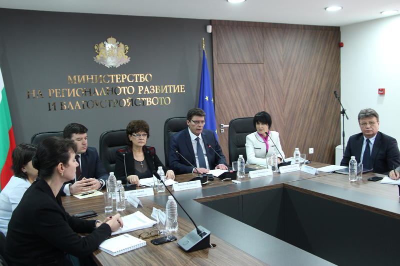 Министър Спас Попниколов представи състоянието на основните програми и приоритети в ресора на МРРБ