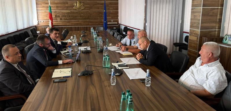 Нови мерки за движението в Кресна за летния сезон