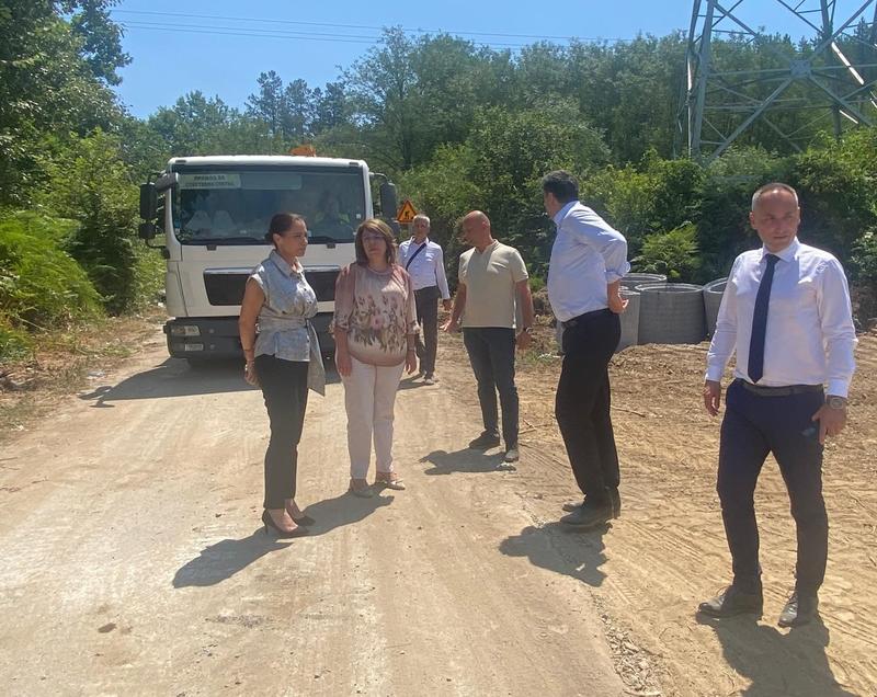 Министър Виолета Коритарова провери строителството на магистрала „Хемус“ - 10