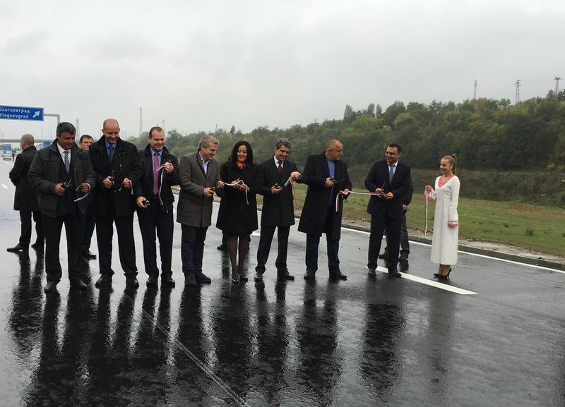 Лиляна Павлова: С пускането на Лот 2 на АМ „Струма“ времето за придвижване между София и Благоевград става 40 минути - 15