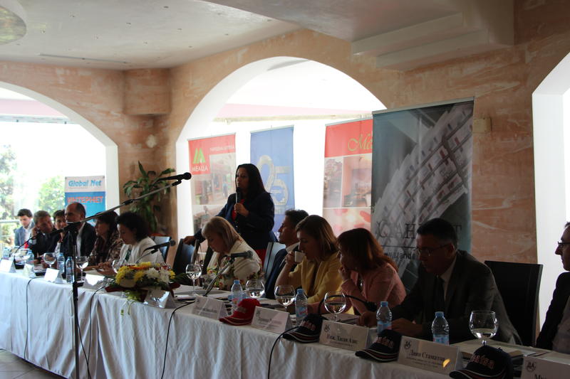 Лиляна Павлова: Съчетанието на инфраструктура и икономика е шансът за развитието на регионите - 1