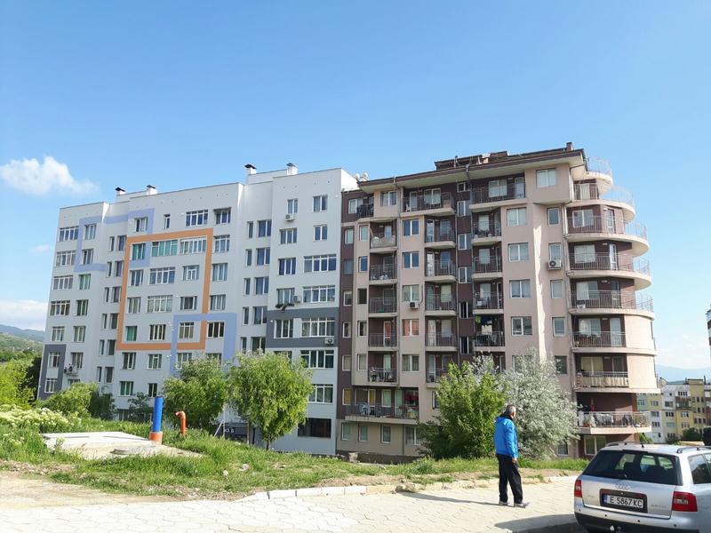 Министър Павлова: До края на годината 90% от одобрените за саниране сгради в Благоевград ще бъдат готови - 2