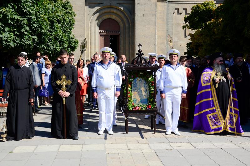  Министър Лиляна Павлова: Стартираме търг за строителството на нова отсечка от АМ „Хемус“ при Белокопитово - 15