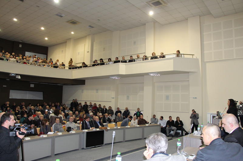 Министър Павлова: 377 сгради в Стара Загора могат да се възползват от безплатната програма за саниране