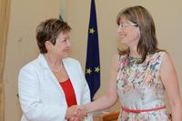  Екатерина Захариева: България ще покани мисия на ЕС за извършване на партньорска проверка за оценка и анализ на системите за превенция и реакция при бедствия и аварии