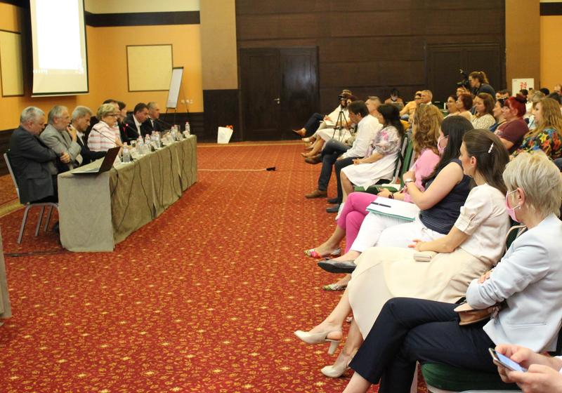 Minister Komitova and her team presented proposals to the Ministry of Regional Development and Public Works for legal changes to municipal experts - 2