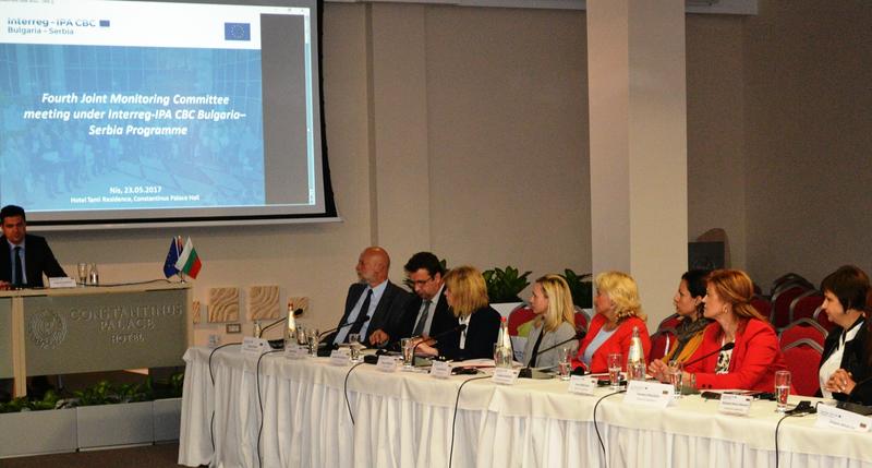 Деница Николова: Сключени са 35 договора за проекти по програмата за трансгранично сътрудничество България – Сърбия, 16 млн.евро влизат в пограничния регион - 2