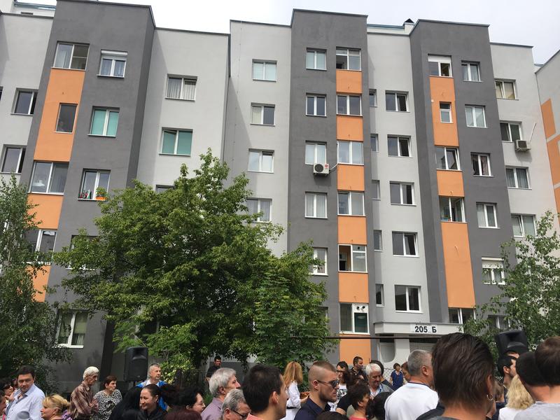 Министър Лиляна Павлова: Очакваме над 750 жилищни блока да  бъдат санирани в страната до края на годината - 6