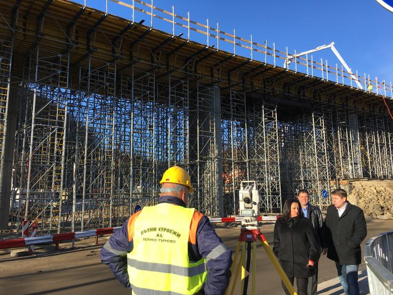 Министър Павлова: Усилията за довършване на обхода на Габрово и изграждане на тунел под връх Шипка продължават - 3