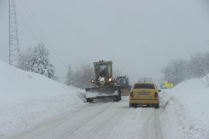 Министър Павлова пое координацията по разчистване на пътя Хасково – Кърджали - 11