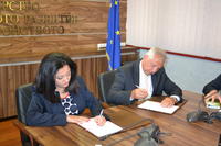 Министър Павлова подписа договор за оценка на съответствието, инженер по правилата на ФИДИК и строителен надзор за рехабилитацията на яз. Студена