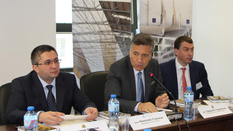 Министър Нанков: ДНСК ще проверява фирмите, упражняващи строителен надзор, и сигнали за нарушения по Националната програма за енергийна ефективност на многофамилни жилищни сгради