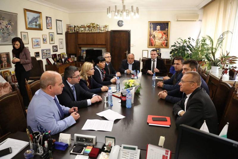 През 2018 г. ще бъдат рехабилитирани още поне 15 км от пътя Русе – Бяла