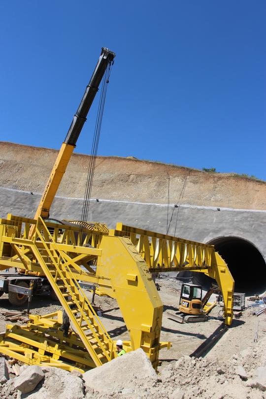 Министър Павлова инспектира напредъка в строителните дейности по ЛОТ 2 на АМ „Струма“ - 18