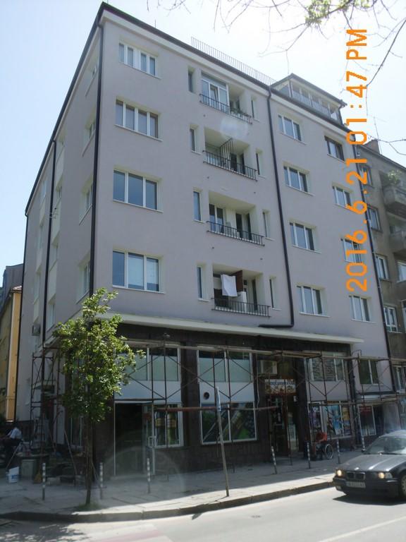 Информация за жилищна сграда, обновена в рамките на проект „Енергийно обновяване на българските домове“ - 12