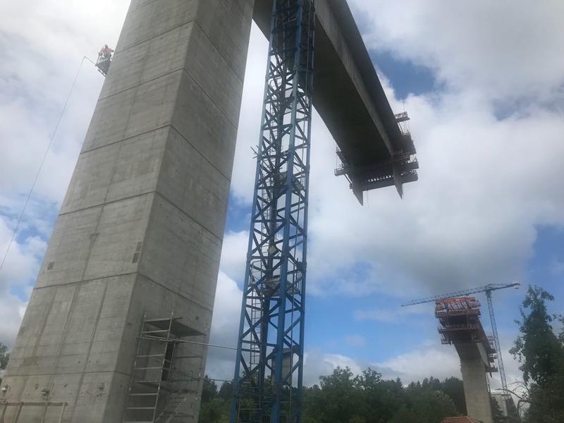 В следващите месеци стартират обществени поръчки за строителството на още 137 км от АМ „Хемус“ - 2