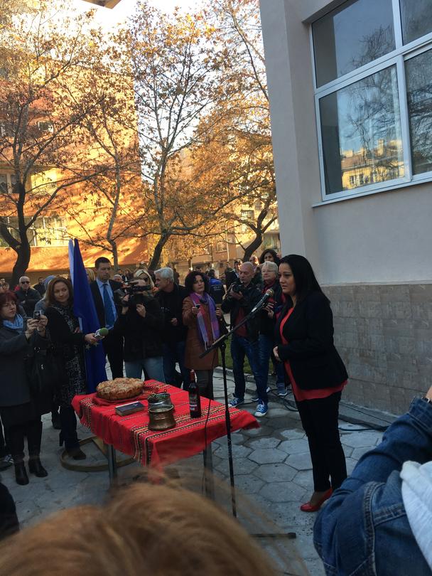 Министър Павлова: Националната програма за енергийна ефективност на многофамилни жилищни сгради е единствено в полза на хората