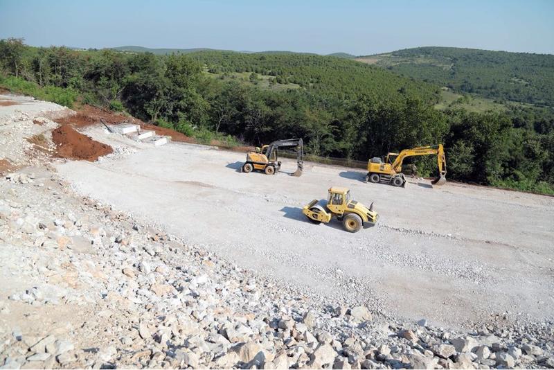 На 15 август започва строителството на нов участък от АМ“Хемус“ – от Белокопитово до Търговище - 4