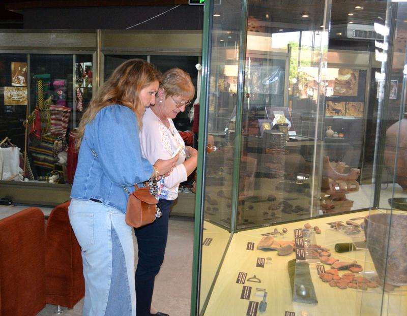 Experts from the European Commission and the Ministry of Regional Development and Public Works visited projects implemented under the Interreg-IPA Bulgaria-Serbia Programme in Pravets and Botevgrad - 1