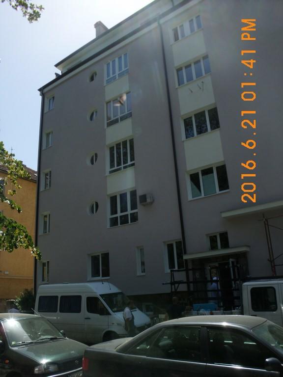 Информация за жилищна сграда, обновена в рамките на проект „Енергийно обновяване на българските домове“ - 14