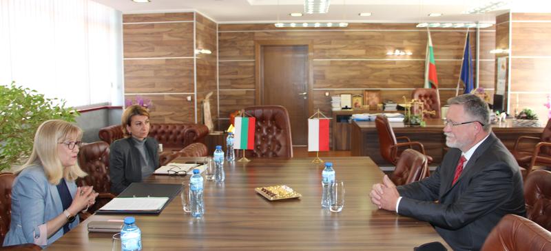 Minister Avramova met with Polish Ambassador Maciej Szymanski - 1