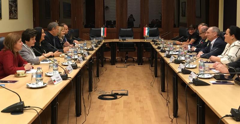   Министър Лиляна Павлова и водената от нея делегация проведоха работна среща с министъра на МВР на Унгария - 2