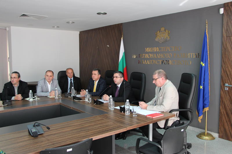 За облекчаване на гражданите от днес работи втори офис на кадастъра в София