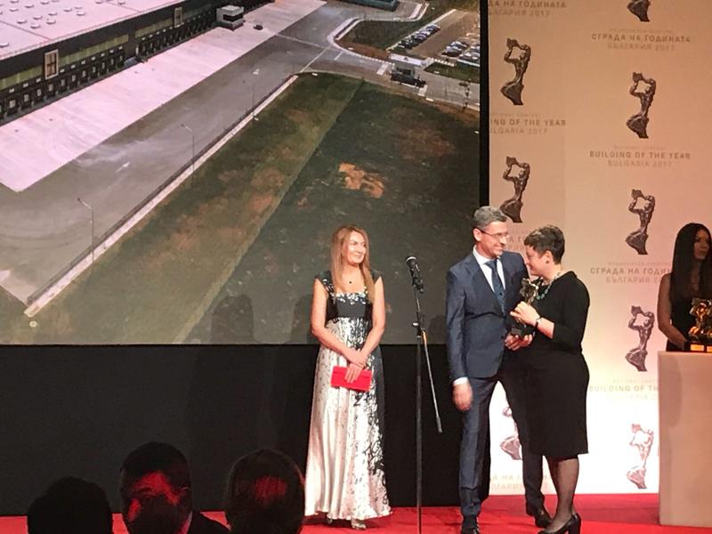 Министър Николай Нанков отличи църквата „Св. Св. Кирил и Методий“ в Ловеч с приза „Сграда на годината“ - 8