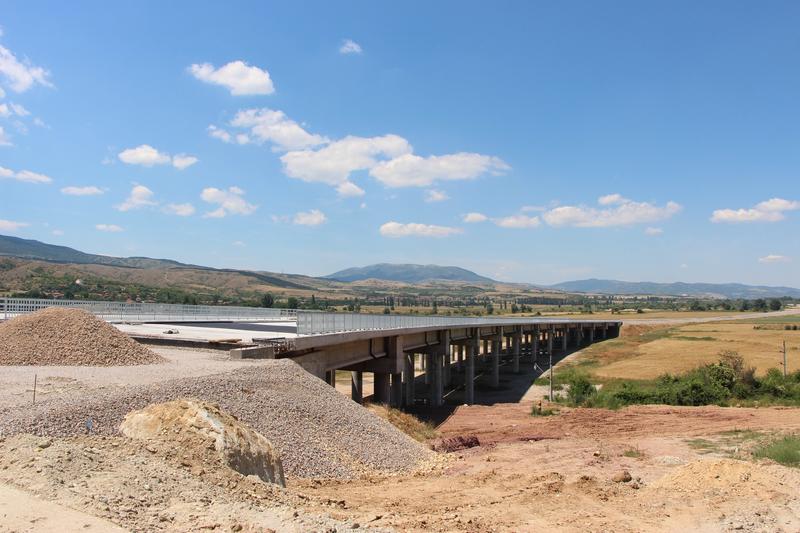 Министър Павлова инспектира напредъка в строителните дейности по ЛОТ 2 на АМ „Струма“ - 4