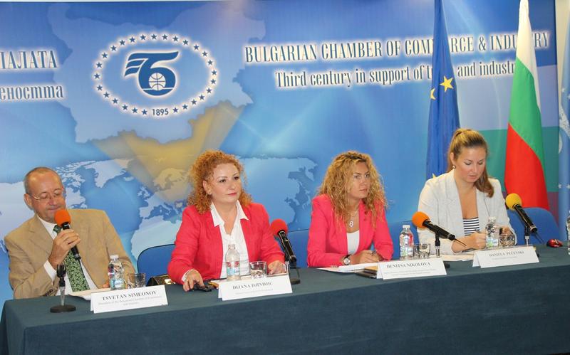  Зам.-министър: Деница Николова: До края на октомври очакваме да се одобрят първите проекти по програма „Дунав“ и да се пристъпи към тяхната реализация - 4