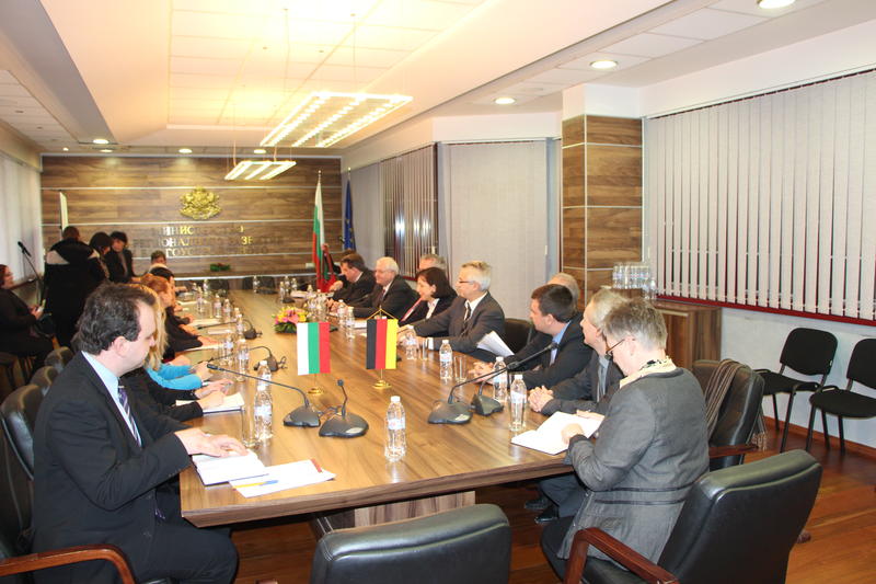 Министър Павлова се срещна с държавния министър на вътрешните работи, строителството и транспорта на Бавария Йоахим Херман - 2