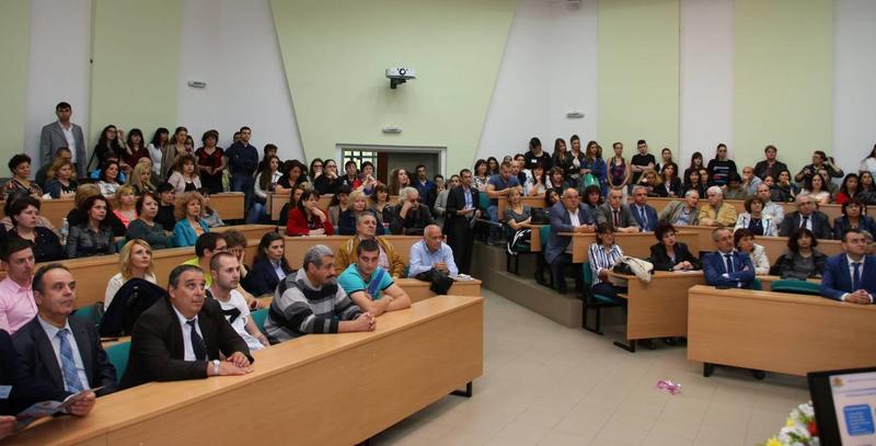 Министър Лиляна Павлова изнесе лекция на тема регионална политика пред над 100 студенти и техните преподаватели от Русенския университет „Ангел Кънчев“ - 3