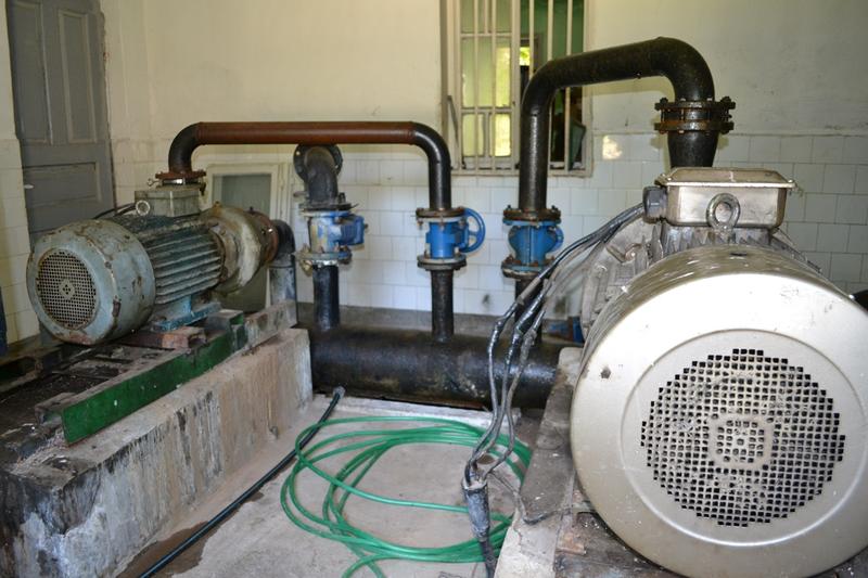 Зам.-министър Валентин Йовев и кметът на община Котел Коста Каранашев направиха първа копка за строежа на пречиствателна станция за питейни води - 1