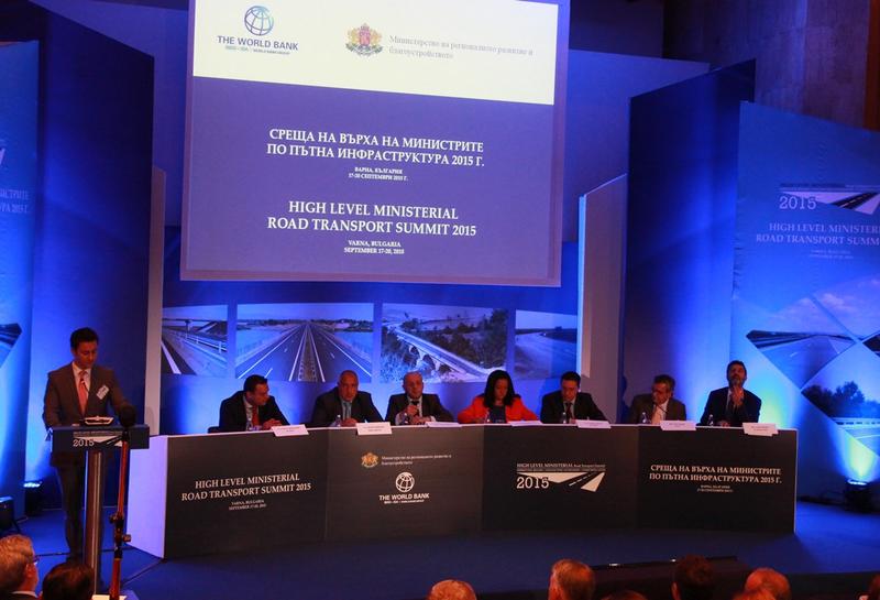 Лиляна Павлова: Развитието на инфраструктурата е важна отправна точка за развитието на икономиката - 4