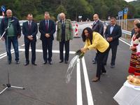  Лиляна Павлова: Възлагаме проектирането на 56-км участък от пътя Малко Търново-Царево