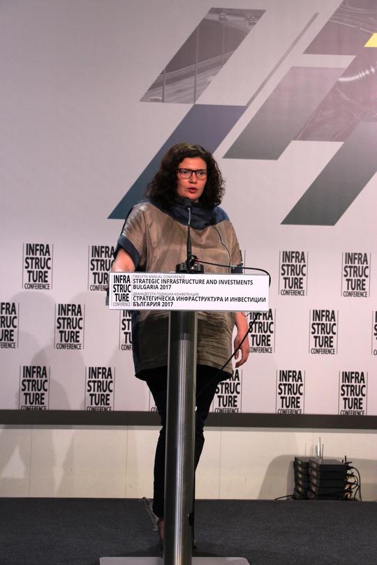 Зам.-министър Малина Крумова: Трябва да се търсят иновативни решения за финансиране и изграждане на стратегическата инфраструктура като двигател на икономическия растеж