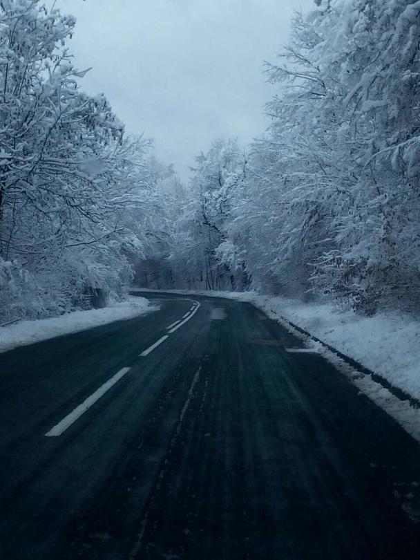 Над 620 машини обработват пътните настилки. Всички републикански пътища са проходими - 7