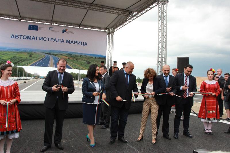 Министър Лиляна Павлова: Имаме волята, желанието и амбицията до края на 2015 г. да изпълним общо 300 км нови магистрали и да рехабилитираме 1600 км пътища