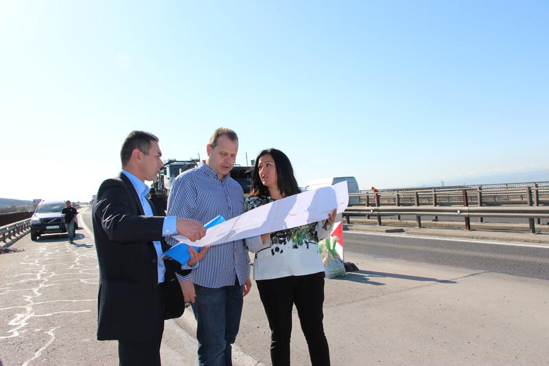 Министър Павлова: В понеделник стартира ремонтът на първите участъци от магистралите „Тракия“ и „Хемус“ - 4