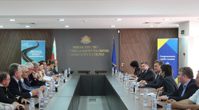 Министър Нанков обсъди предизвикателствата към регионалната политика с представители на Християндемократическия съюз от Щутгарт
