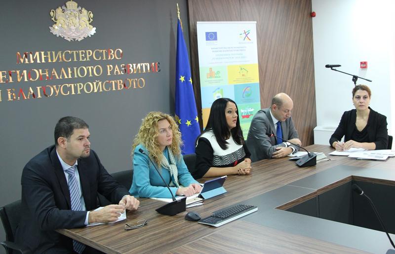  Министър Лиляна Павлова: Осигуряваме 370 млн.лв. допълнителни инвестиции за развитие на градовете и културно-историческия туризъм - 7