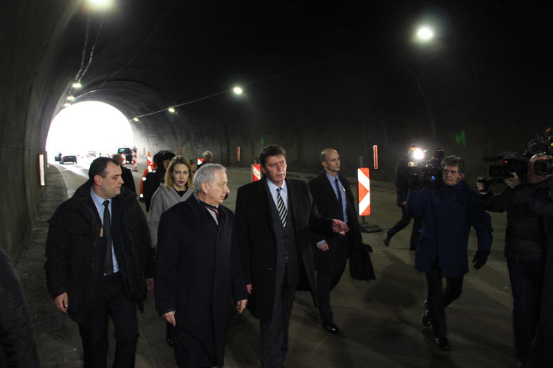 The Traffic through Echemishka Tunnel Of Hemus Motorway Was Restored before the Term Set