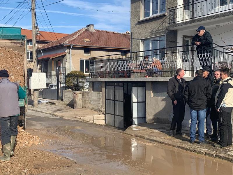 Аварийни ремонти на ВиК мрежата в кв.