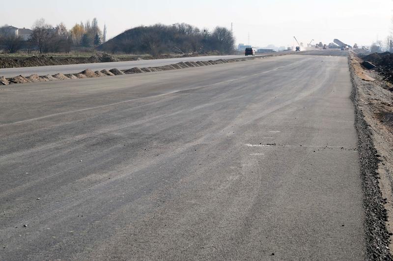 Премиерът Бойко Борисов  и министър Лиляна Павлова инспектираха строителството на Северната скоростна тангента - 13