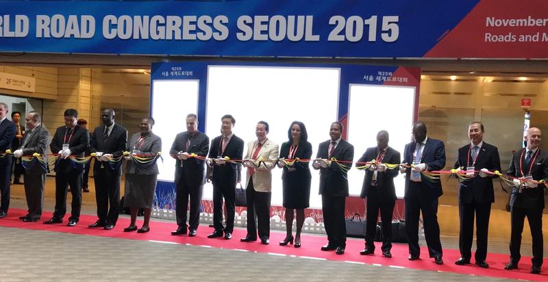 Министър Павлова участва в официалното откриване на 25-ия Световен пътен конгрес в Сеул  - 3