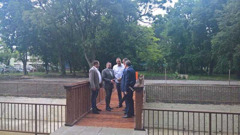 Министър Нанков: 1750 тона асфалт са вложени в ремонтирания участък на Аспаруховия мост - 4