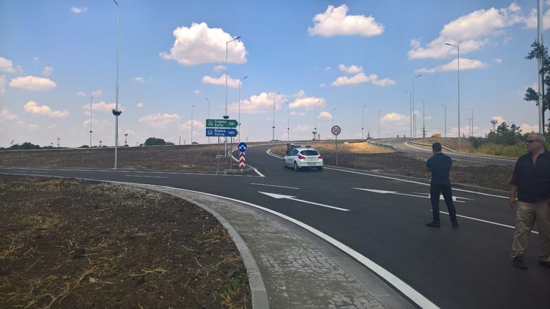 Премиерът Бойко Борисов, министър Николай Нанков и кметът Димитър Николов откриха обновения Приморски парк в Бургас - 10