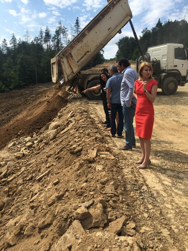 Министър Павлова: Половината от работата по проекта за изграждане на обходен път на Габрово е изпълнена - 9