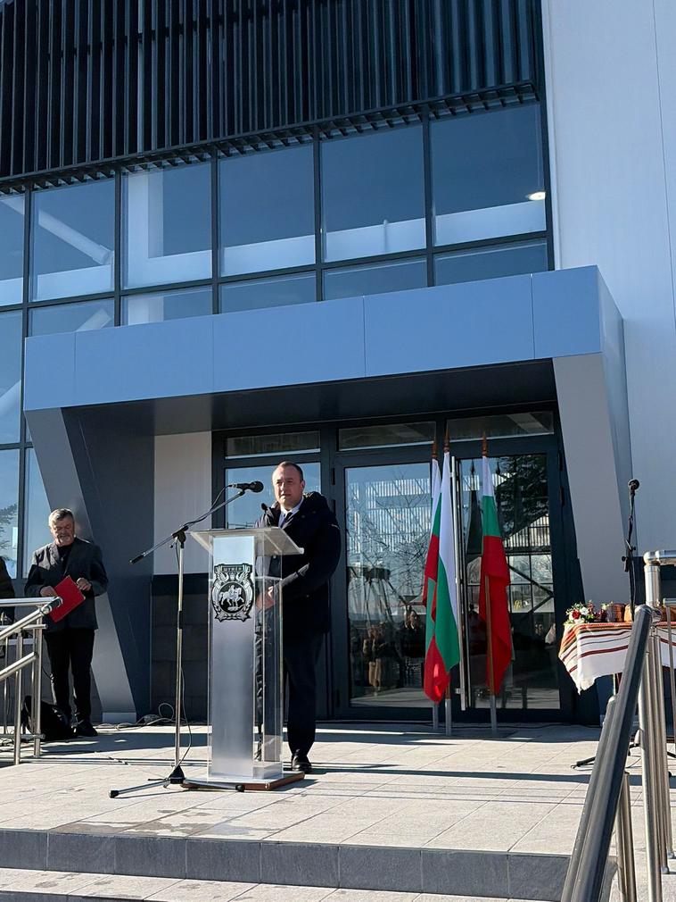 Министър Иванов: Плащанията по Инвестиционната програма за общински проекти продължават при условията на удължителния бюджет